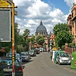 Vatican Stemar House